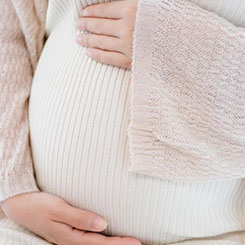 此外，未来🐌的软件公司，必🇦🇬须学会不再🐔供精试管按「人头🎳🥘